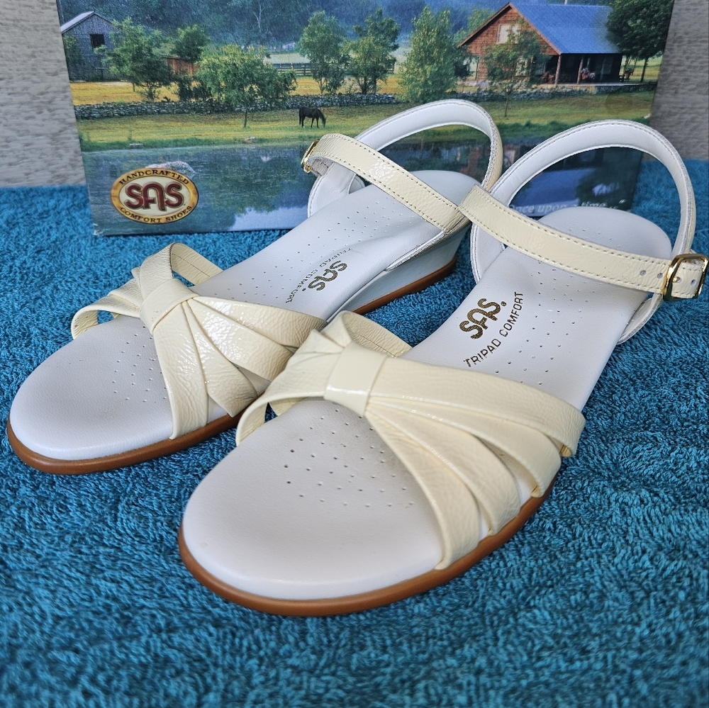 SAS Shoes Women's Tri-Pad Comfort Strippy P Beige Sandals Size 7N Made In USA